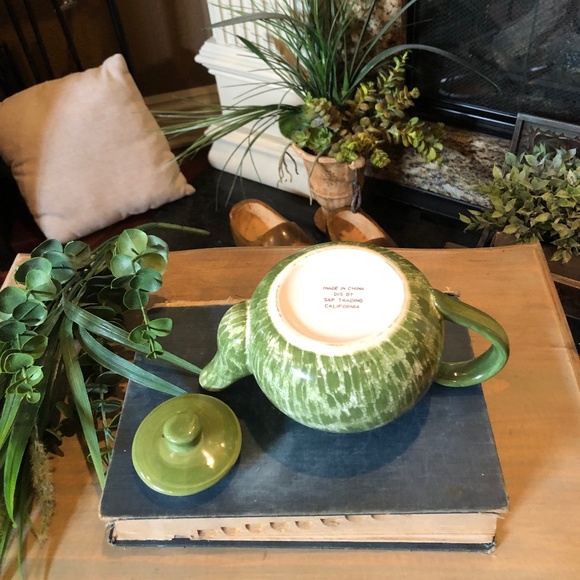 Vintage Ceramic Teapot; Rooster - Picture 7 of 10